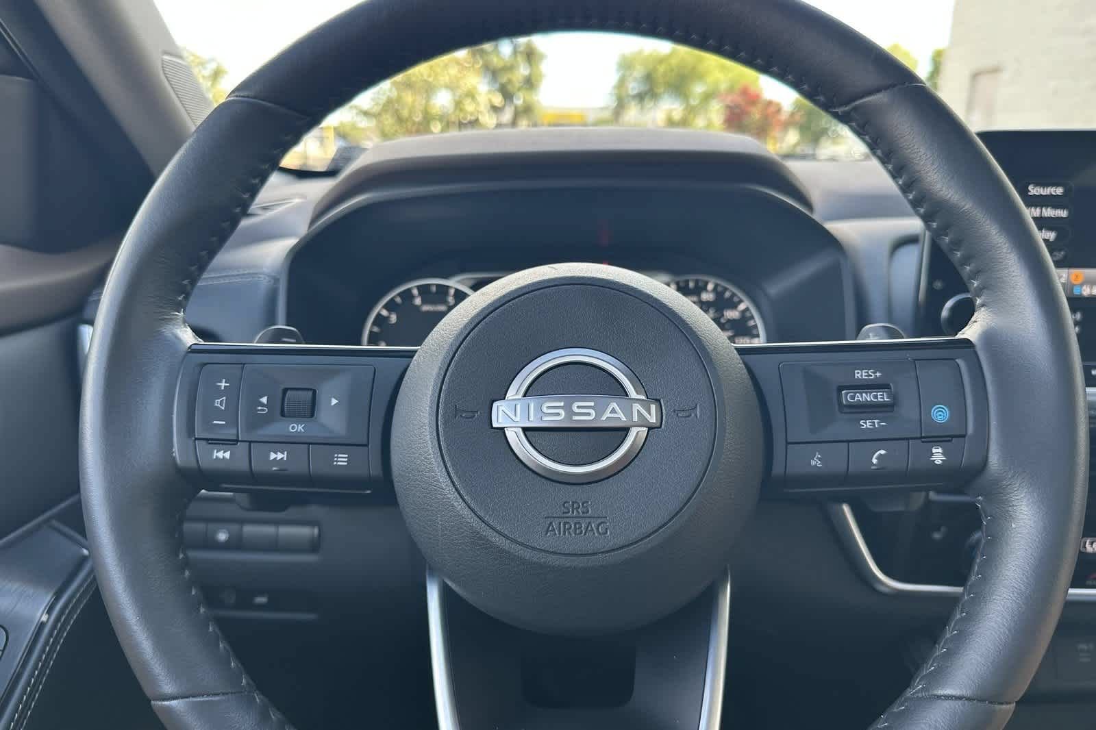 Used 2023 Nissan Rogue SL w/ SL Premium Package AWD/4WD image 24