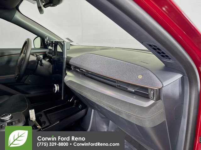 Certified 2022 Ford Mustang Mach-E GT image 31