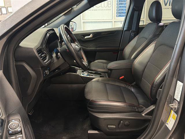 Certified 2023 Ford Escape ST-Line w/ Equipment Group 301A FWD image 9