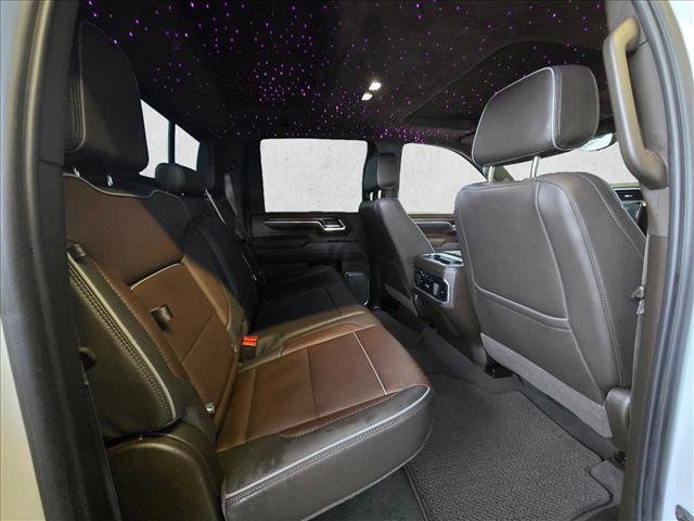 Used 2025 GMC Sierra 2500 Denali w/ Denali Reserve Package AWD/4WD image 19