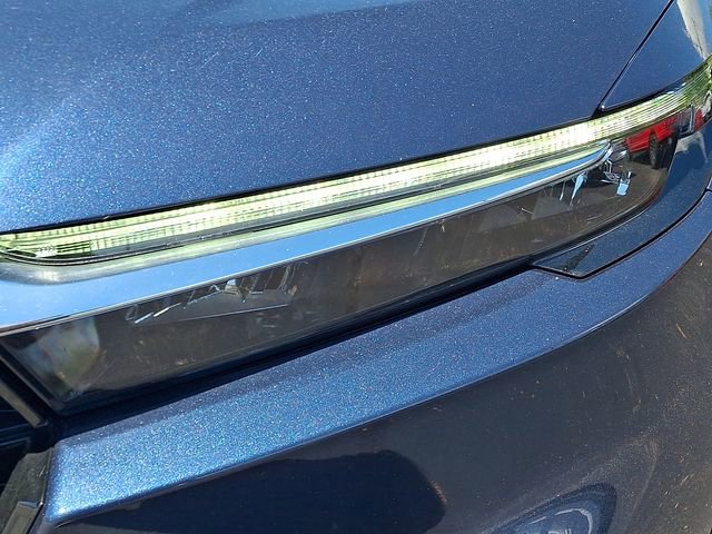 Used 2025 Honda CR-V EX image 9