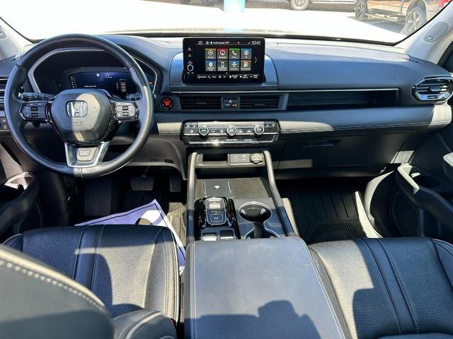 Used 2023 Honda Pilot Elite image 14