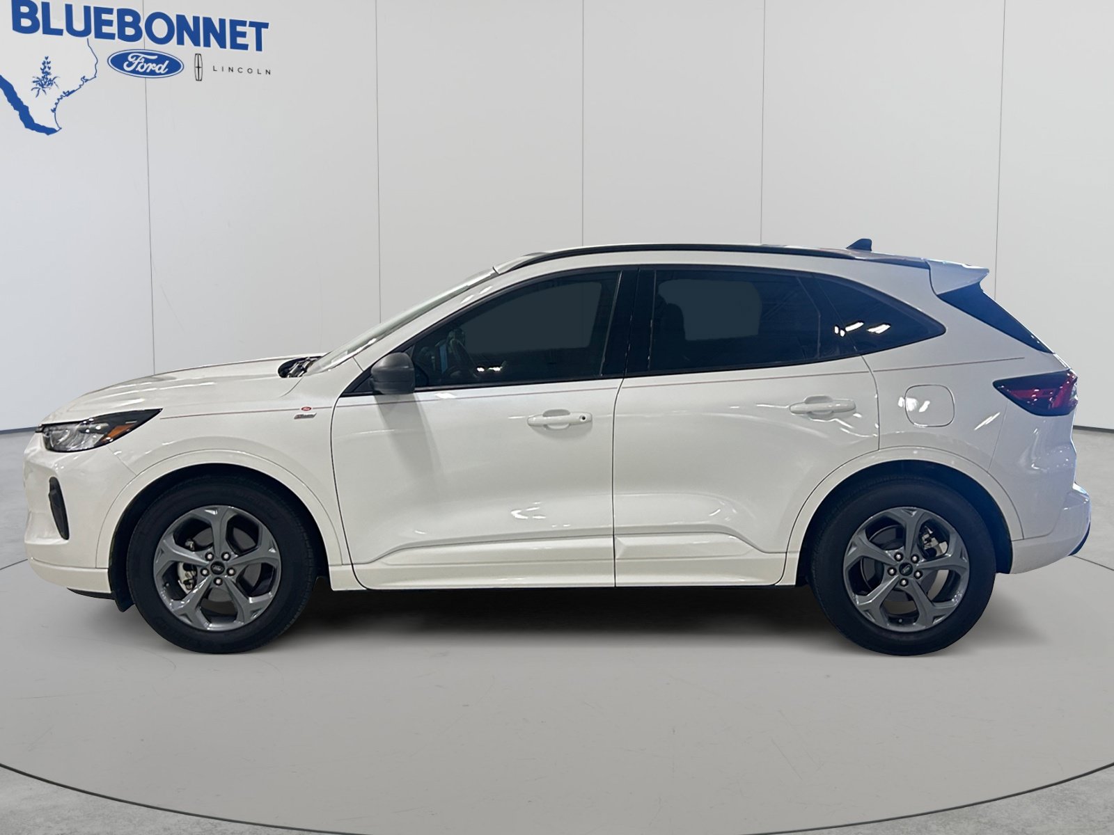 Certified 2024 Ford Escape ST-Line w/ Tech Pack #1 FWD image 8