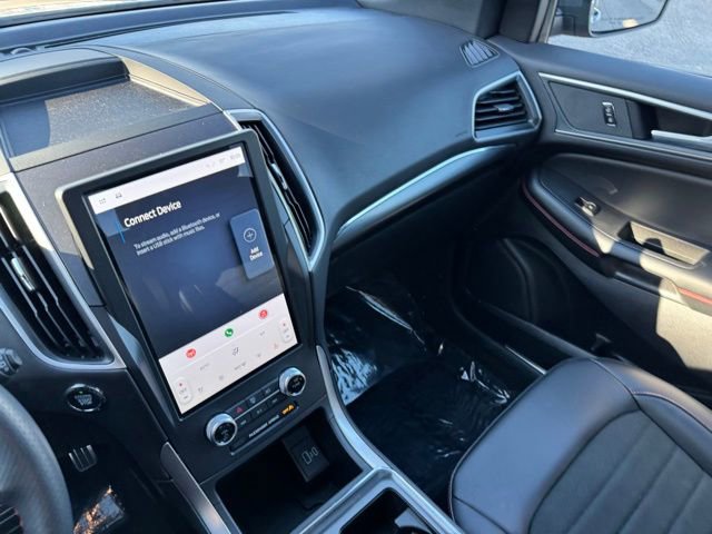 Certified 2024 Ford Edge ST-Line AWD/4WD image 24