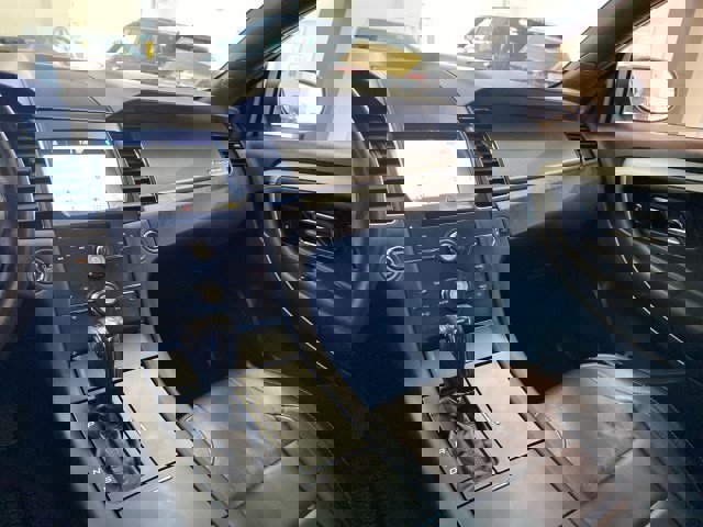 Certified 2017 Ford Taurus SEL w/ Equipment Group 201A image 17