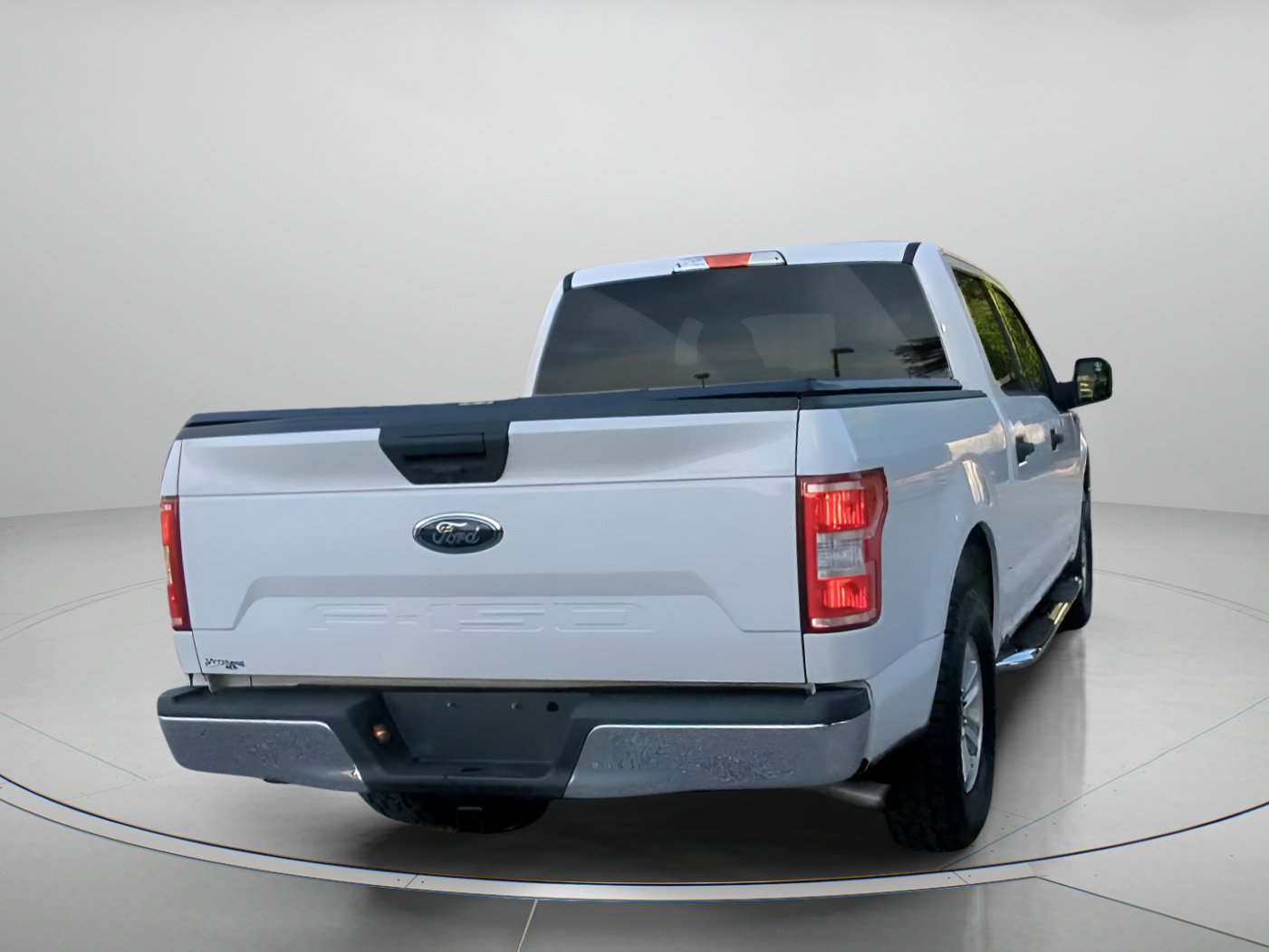 Certified 2018 Ford F150 XLT RWD image 26