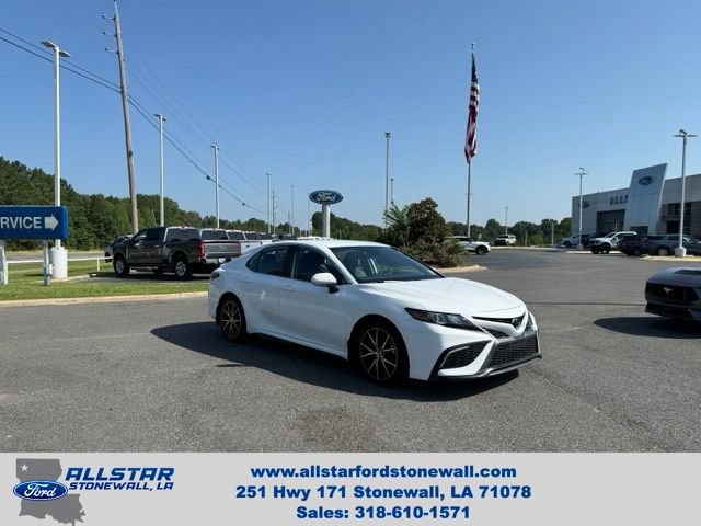 Used 2022 Toyota Camry SE