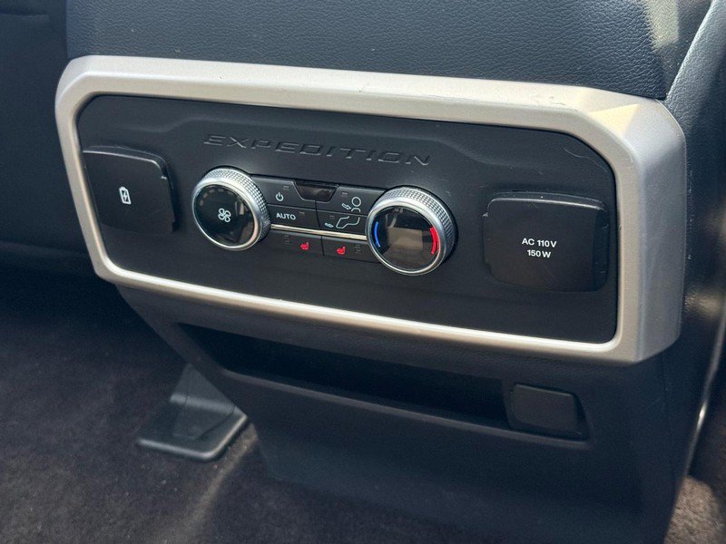 Certified 2022 Ford Expedition Limited AWD/4WD image 15