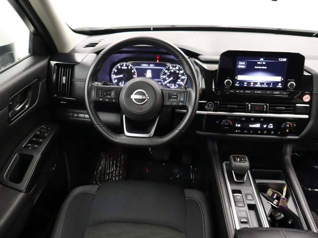 Used 2024 Nissan Pathfinder SV FWD image 34