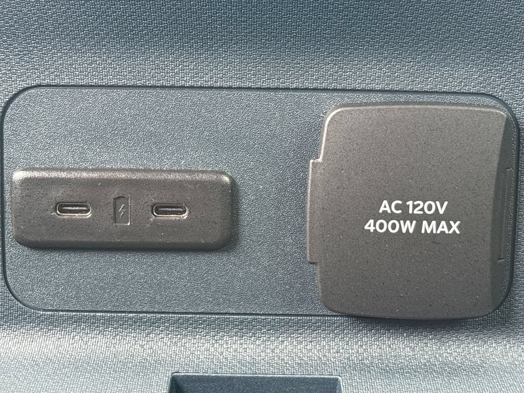 Certified 2026 Ford Maverick Tremor AWD/4WD image 26
