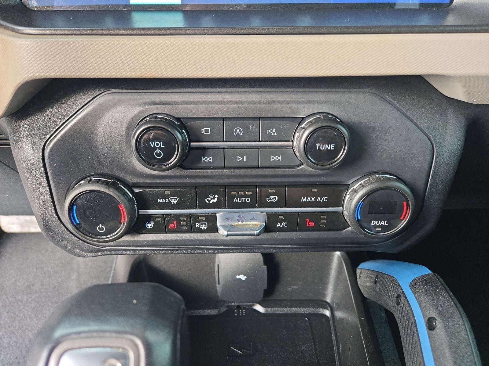 Certified 2023 Ford Bronco Wildtrak AWD/4WD image 20