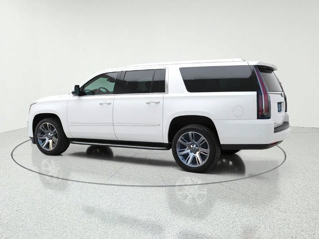 Used 2020 Cadillac Escalade ESV Luxury RWD image 5