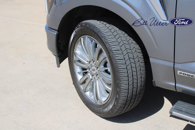 Certified 2024 Ford F150 Platinum w/ Equipment Group 703A Plus AWD/4WD image 9