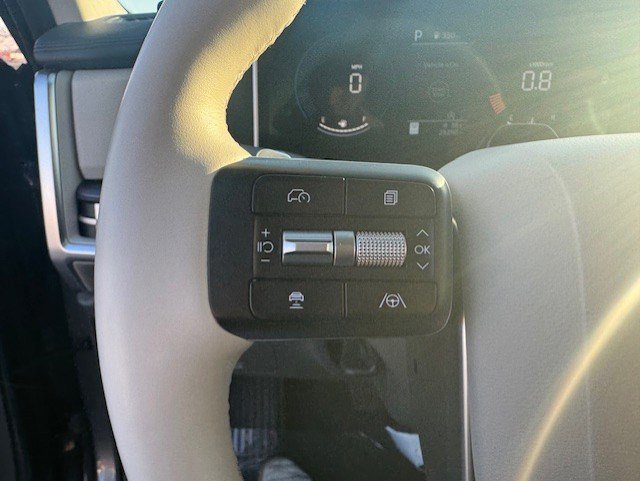 Used 2025 Hyundai Santa Fe SEL image 14