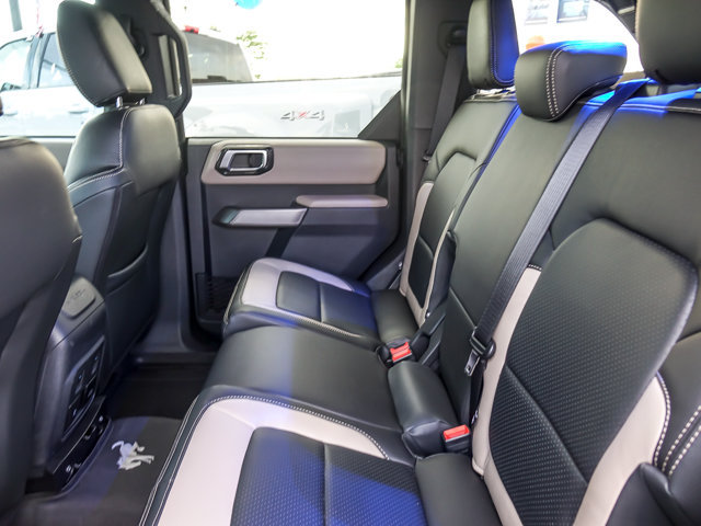 Certified 2023 Ford Bronco Wildtrak AWD/4WD image 11
