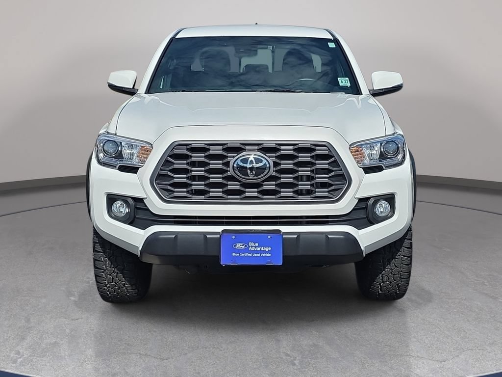 Used 2022 Toyota Tacoma TRD Off-Road AWD/4WD image 2