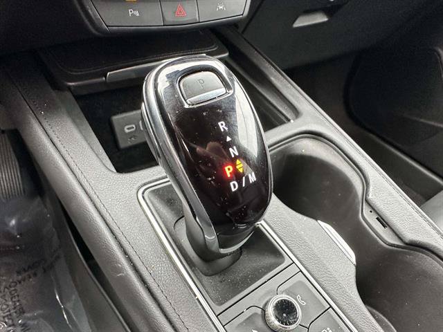 Used 2024 Cadillac XT4 Premium Luxury AWD/4WD image 19