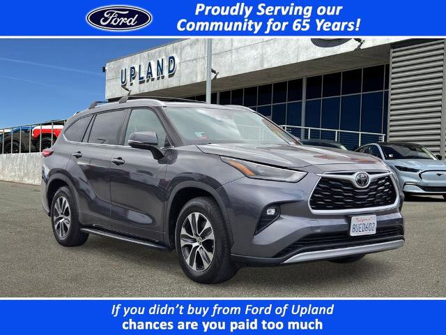 Used 2021 Toyota Highlander XLE