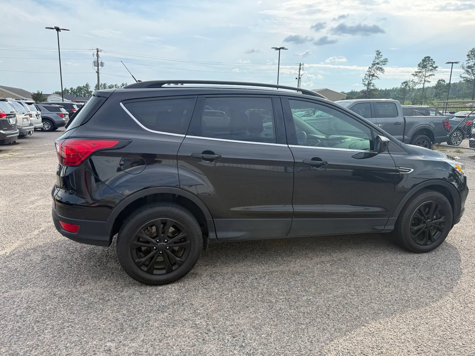 Certified 2019 Ford Escape SEL FWD image 8