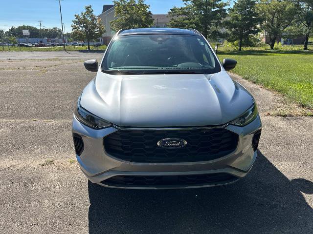 Certified 2024 Ford Escape ST-Line w/ Tech Pack #1 AWD/4WD image 11