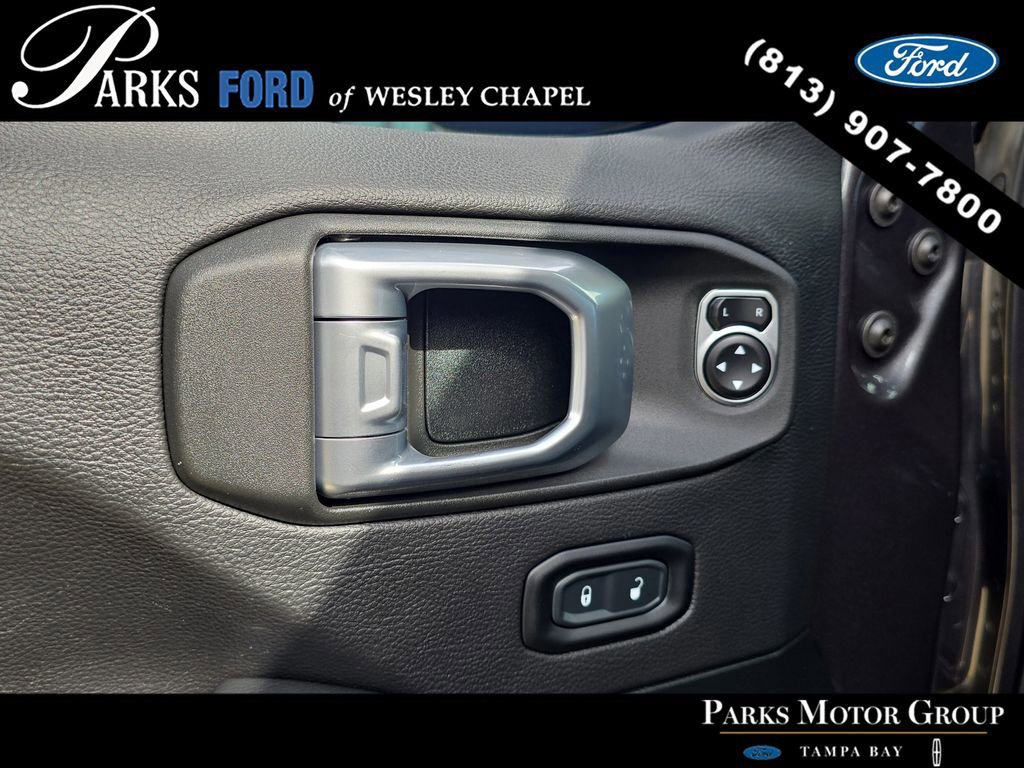 Used 2021 Jeep Wrangler Unlimited Rubicon image 16