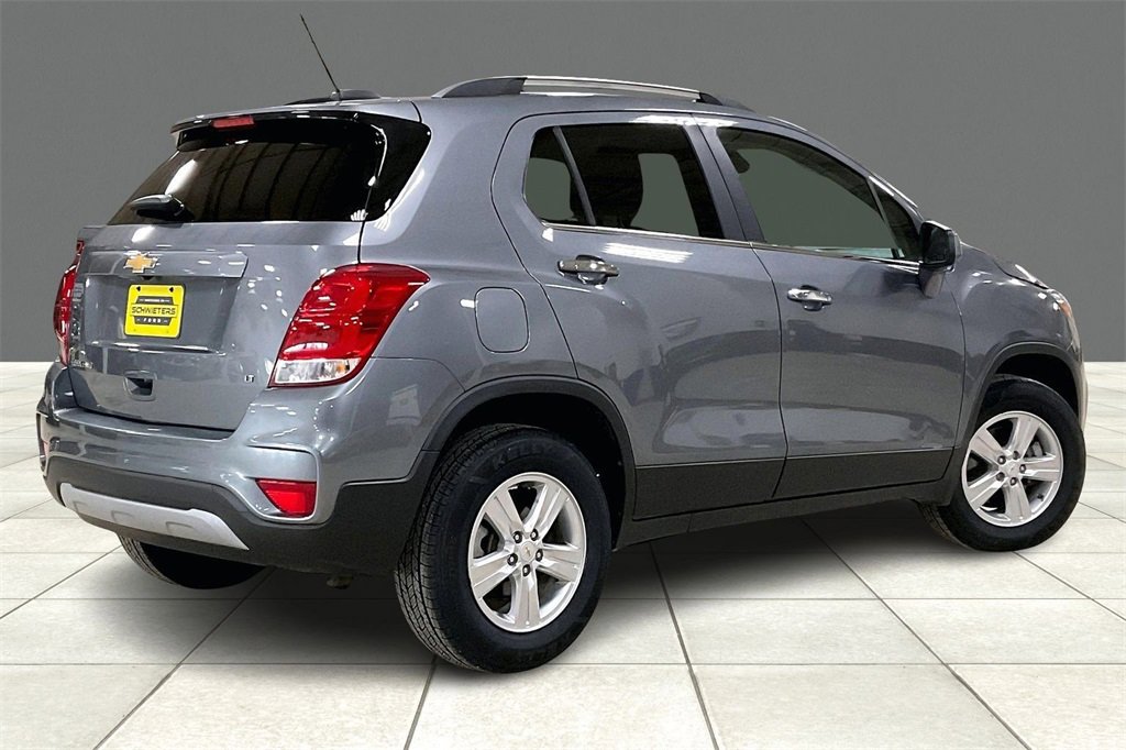 Used 2019 Chevrolet Trax LT w/ LT Convenience Package image 12