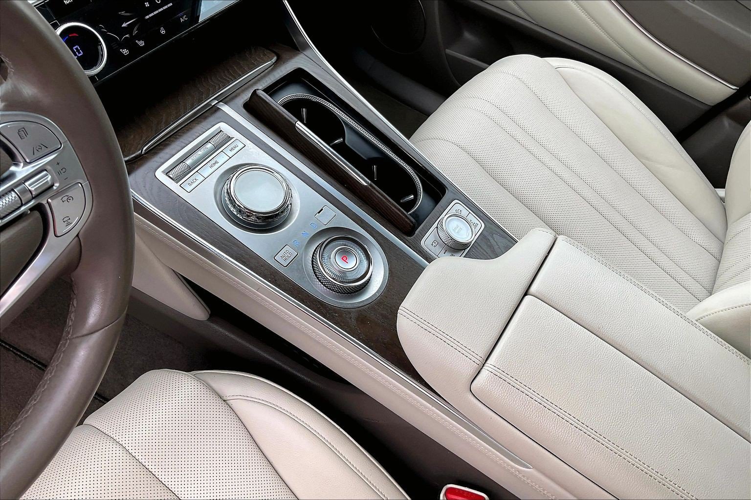 Used 2023 Genesis GV80 3.5T AWD/4WD image 16
