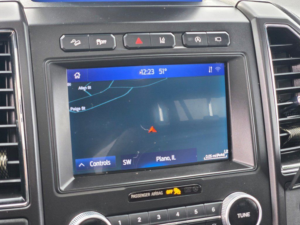 Certified 2021 Ford Expedition Max Limited image 30