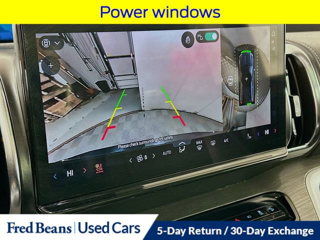 Certified 2025 Ford Expedition Max Platinum image 18