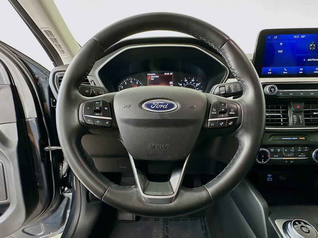 Certified 2022 Ford Escape SE w/ SE Sport Appearance Package FWD image 16