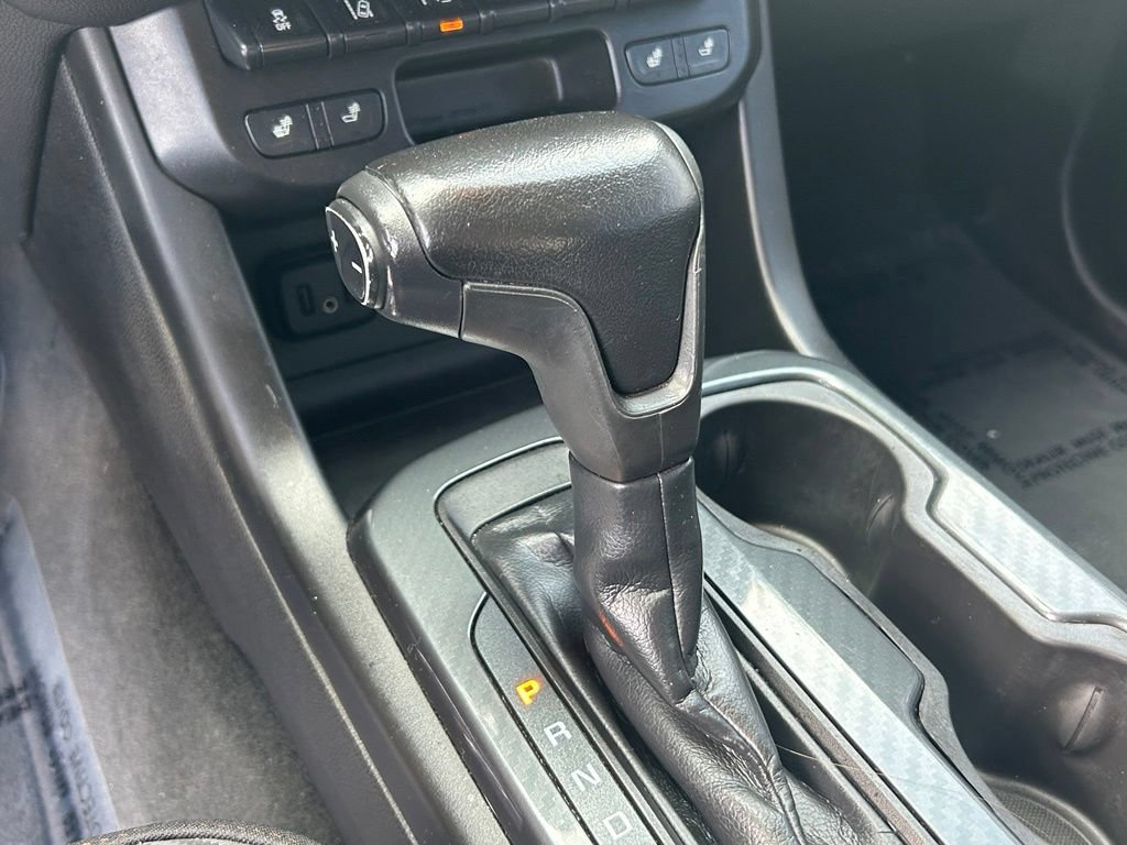 Used 2021 GMC Canyon AT4 w/ Driver Alert Package AWD/4WD image 15