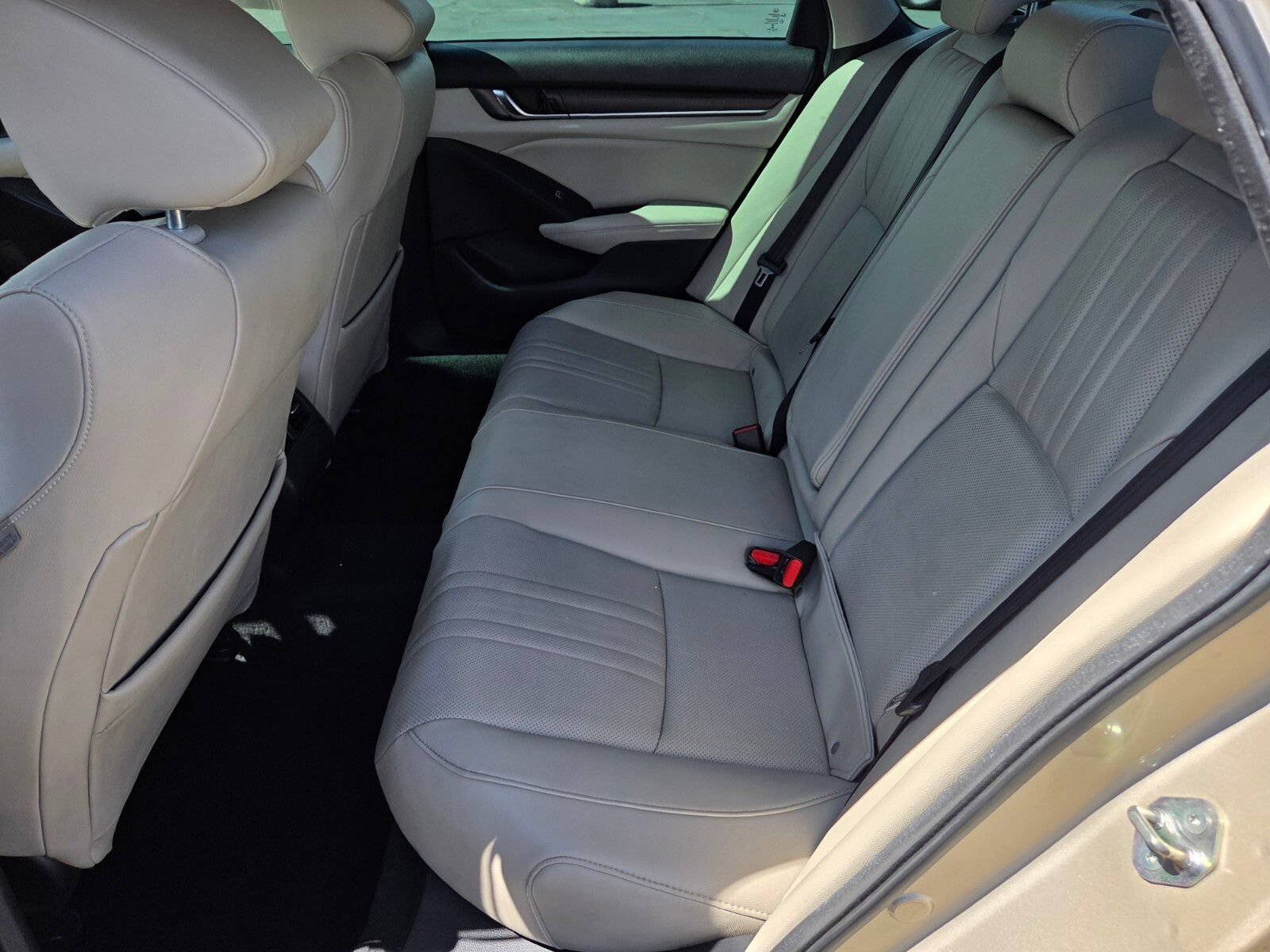Used 2019 Honda Accord EX-L image 12