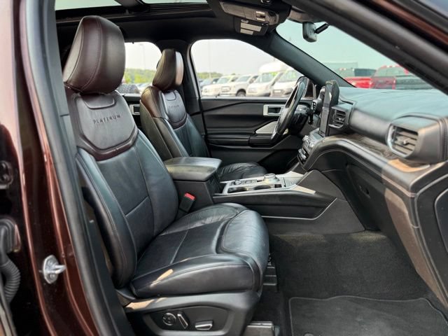 Certified 2020 Ford Explorer Platinum w/ Premium Technology Package AWD/4WD image 15