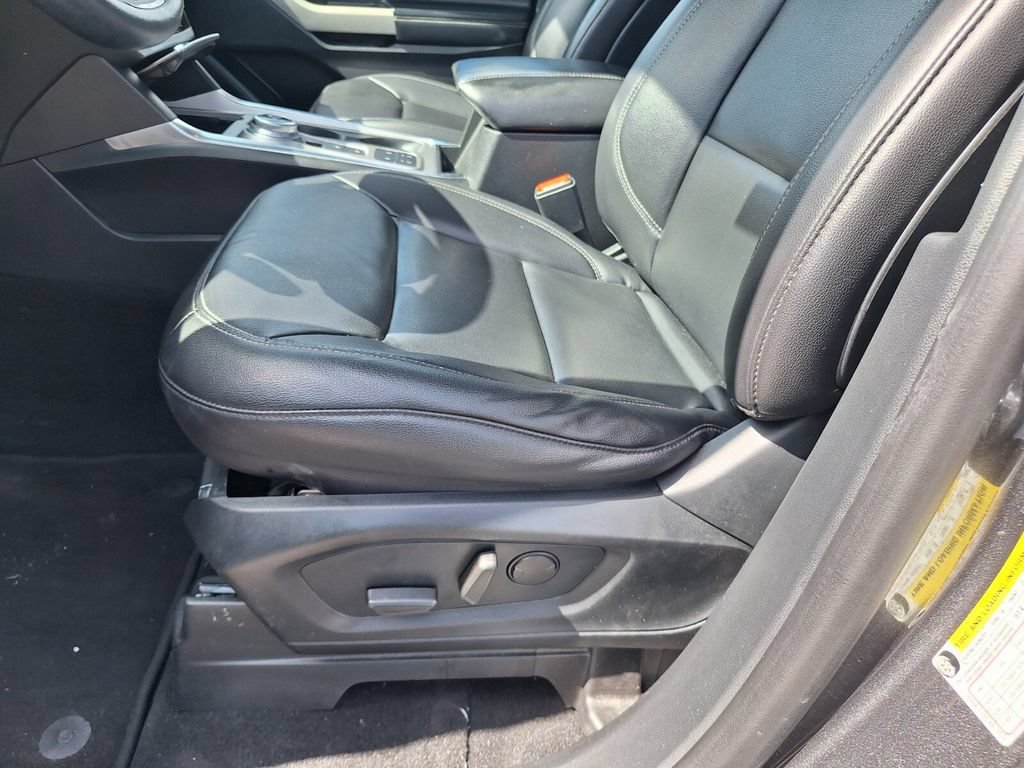 Certified 2020 Ford Explorer XLT w/ Equipment Group 202A RWD image 34