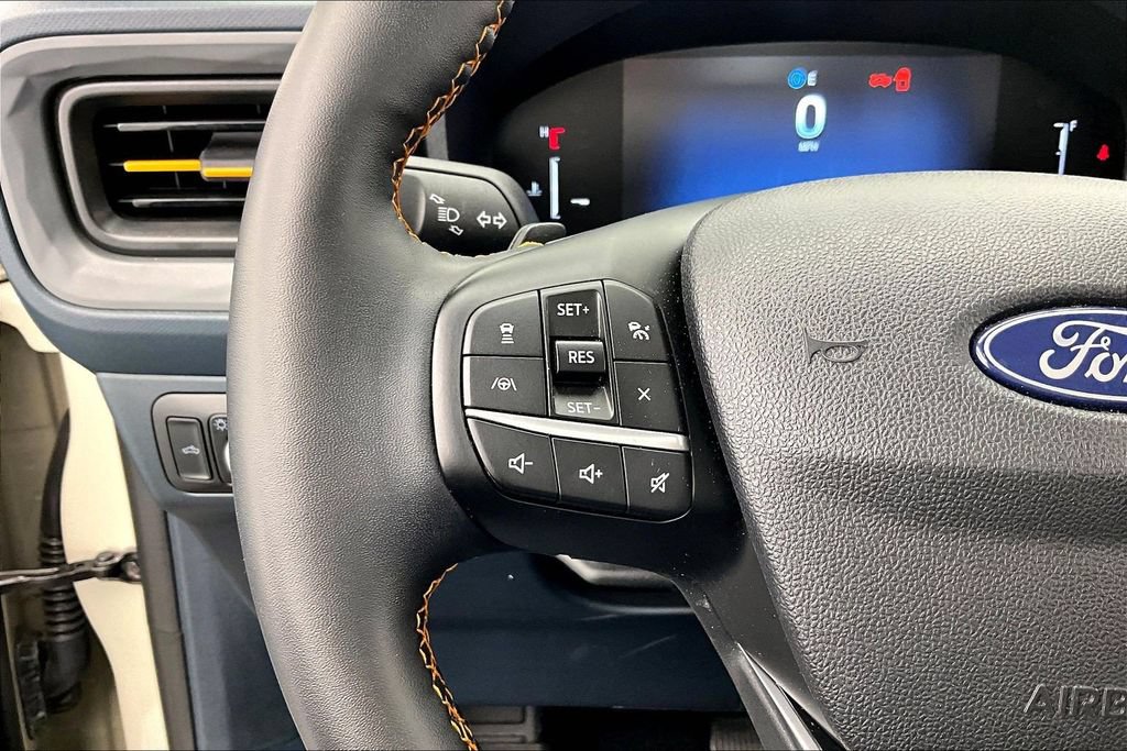 Certified 2025 Ford Maverick Tremor AWD/4WD image 19