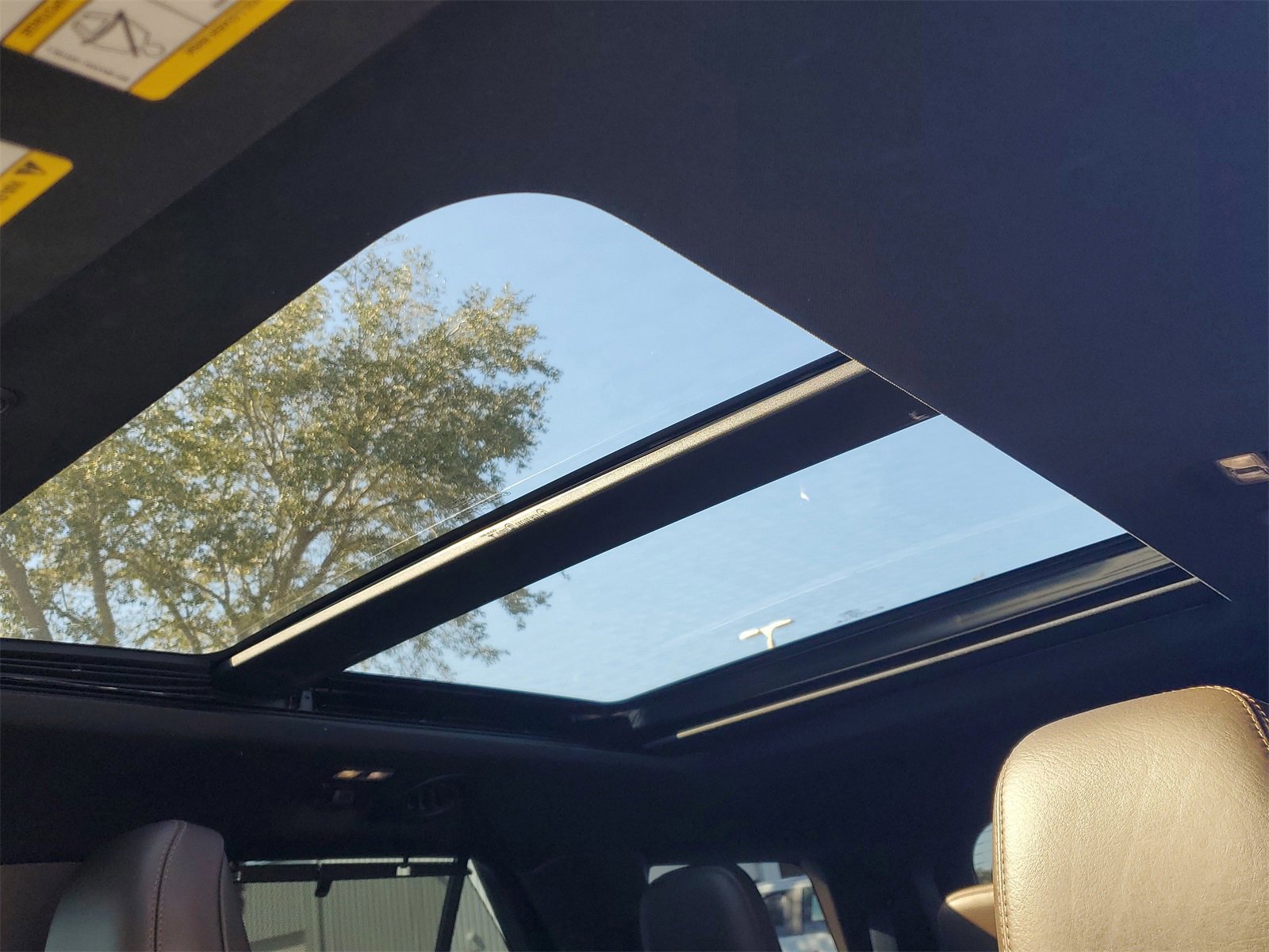 Certified 2022 Ford Explorer King Ranch image 32