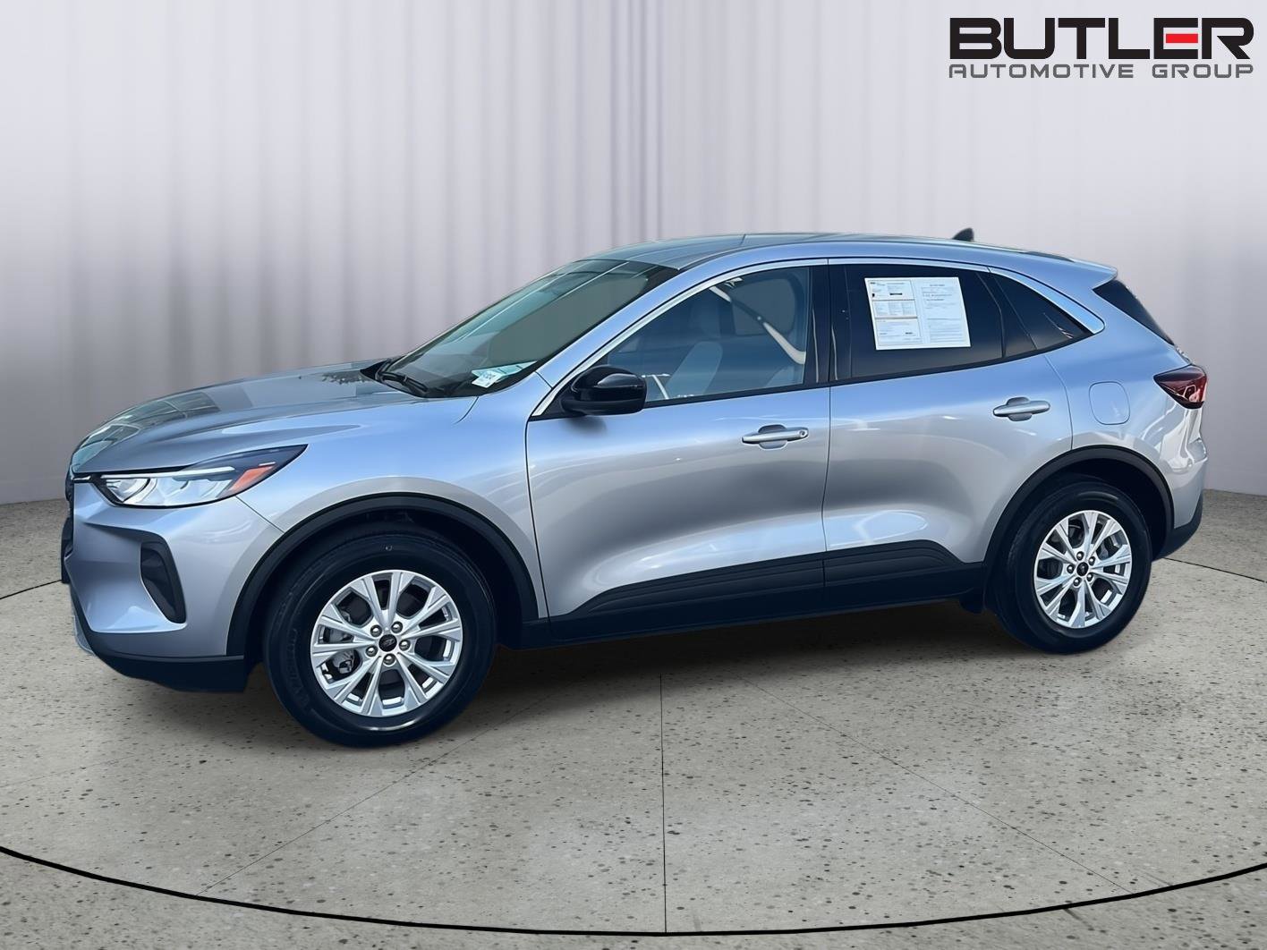 Certified 2024 Ford Escape Active image 3