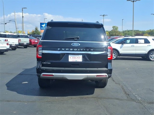 Certified 2024 Ford Expedition Limited image 3