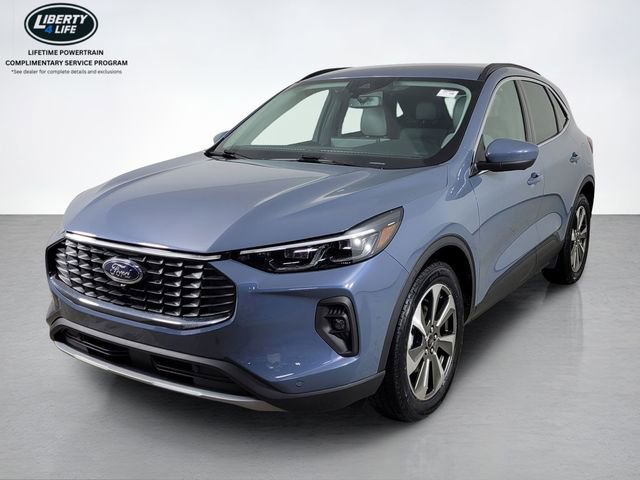 Certified 2024 Ford Escape Platinum w/ Class II Trailer Tow Package image 7