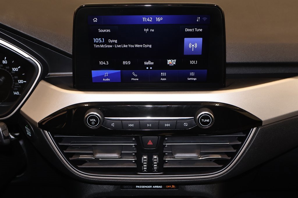 Certified 2021 Ford Escape SE w/ SE Sport Appearance Package image 26