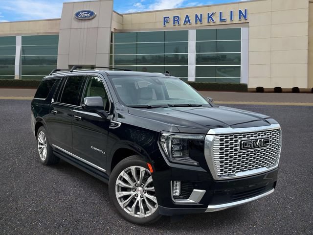 Used 2021 GMC Yukon XL Denali w/ Denali Ultimate Package AWD/4WD image 1