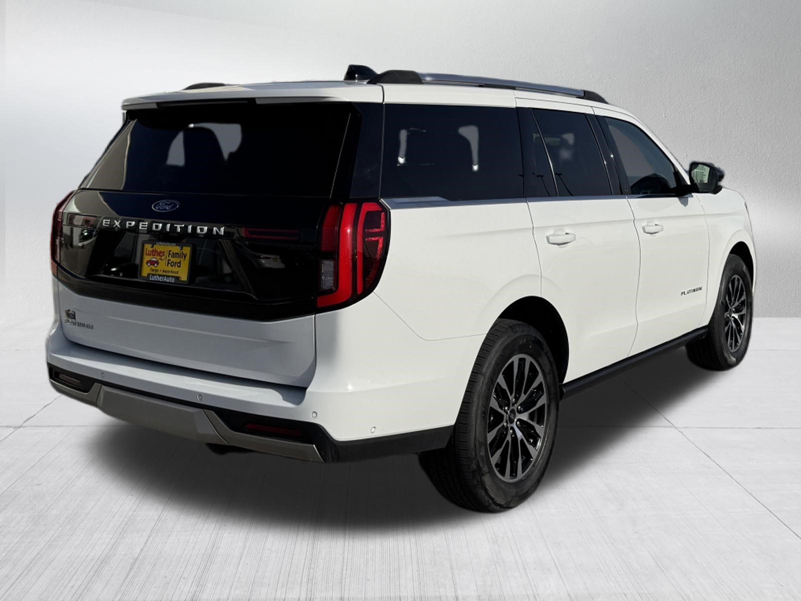 Certified 2025 Ford Expedition Platinum AWD/4WD image 7