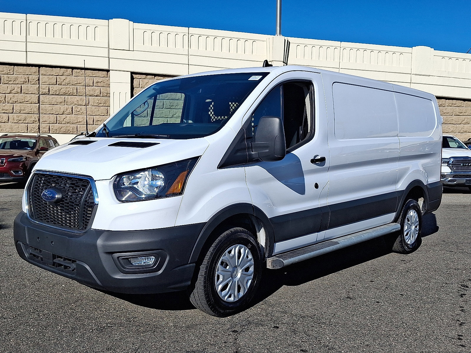 Certified 2024 Ford Transit 250 w/ Exterior Upgrade Package image 6