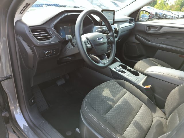 Certified 2025 Ford Escape Active AWD/4WD image 27