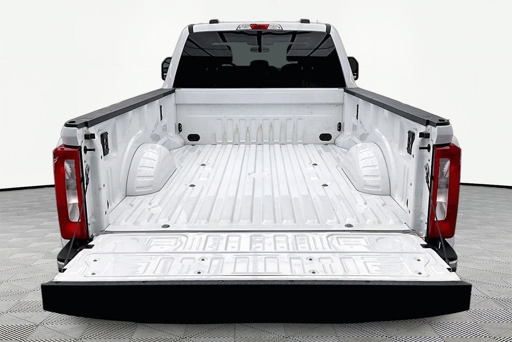 Certified 2025 Ford F350 XLT w/ FX4 Off-Road Package AWD/4WD image 18
