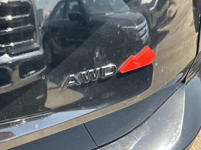 Used 2025 Nissan Rogue SV AWD/4WD image 9