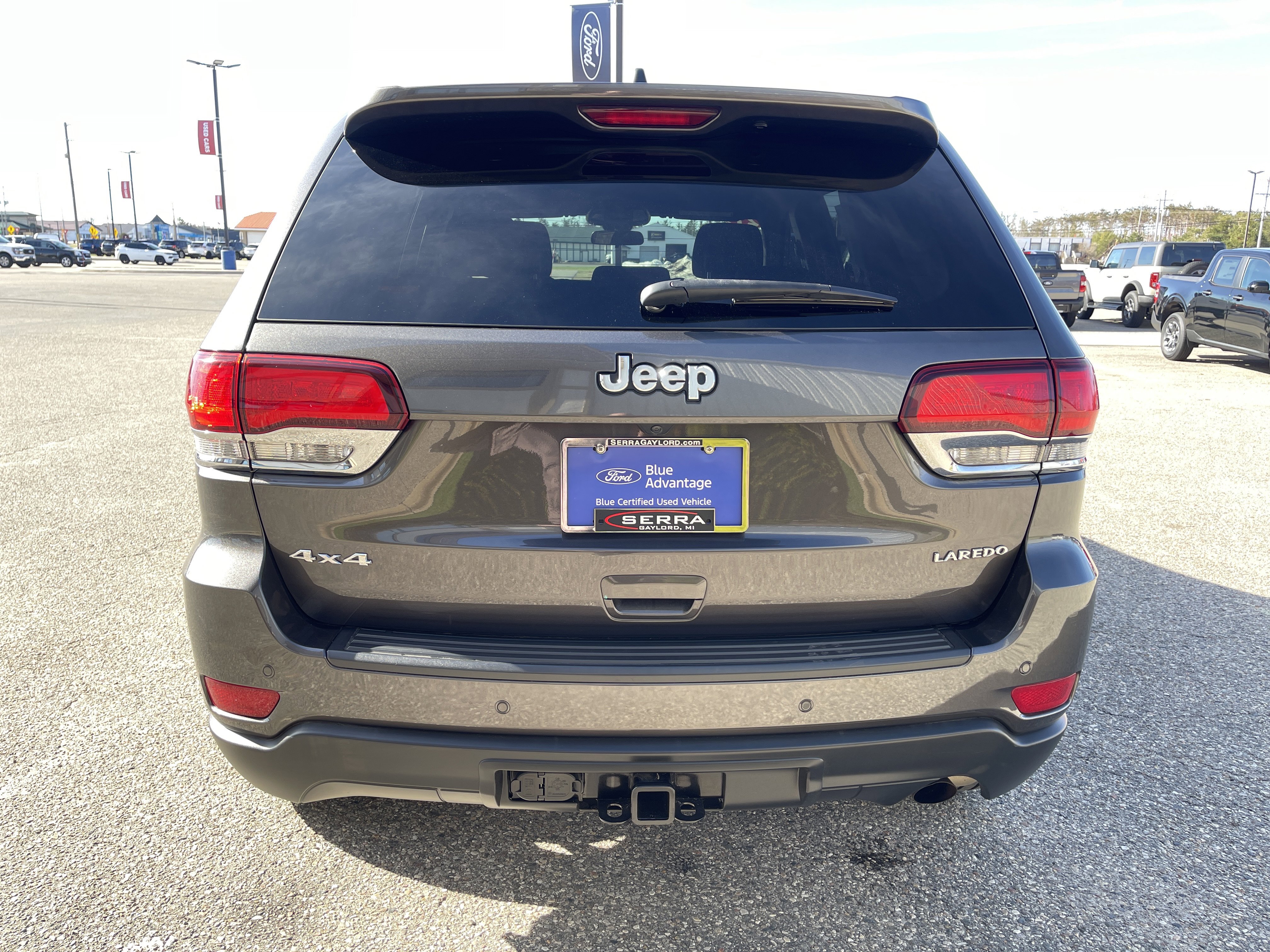 Used 2021 Jeep Grand Cherokee Laredo w/ Trailer Tow Group IV AWD/4WD image 4