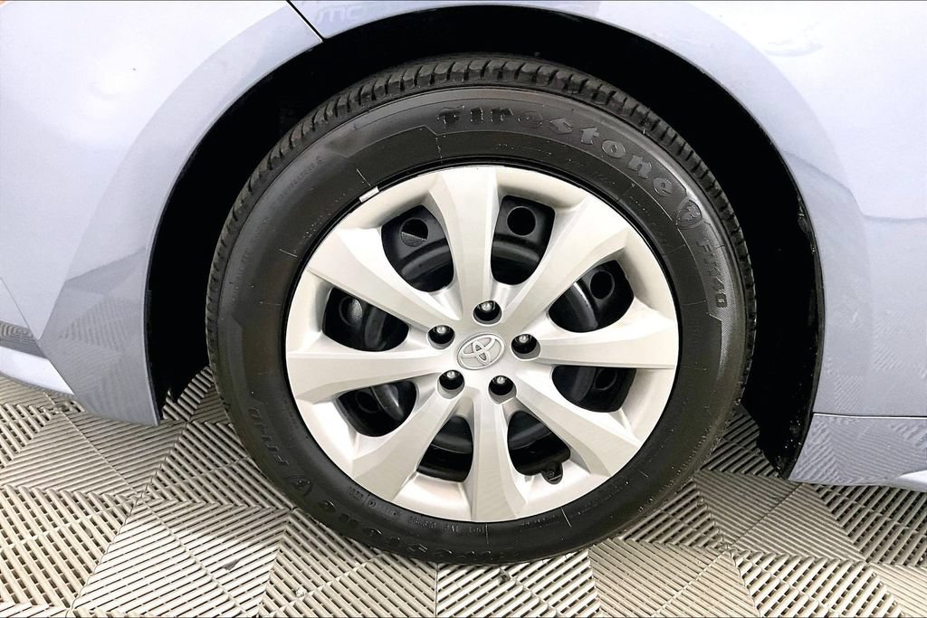Used 2026 Toyota Corolla LE FWD image 7