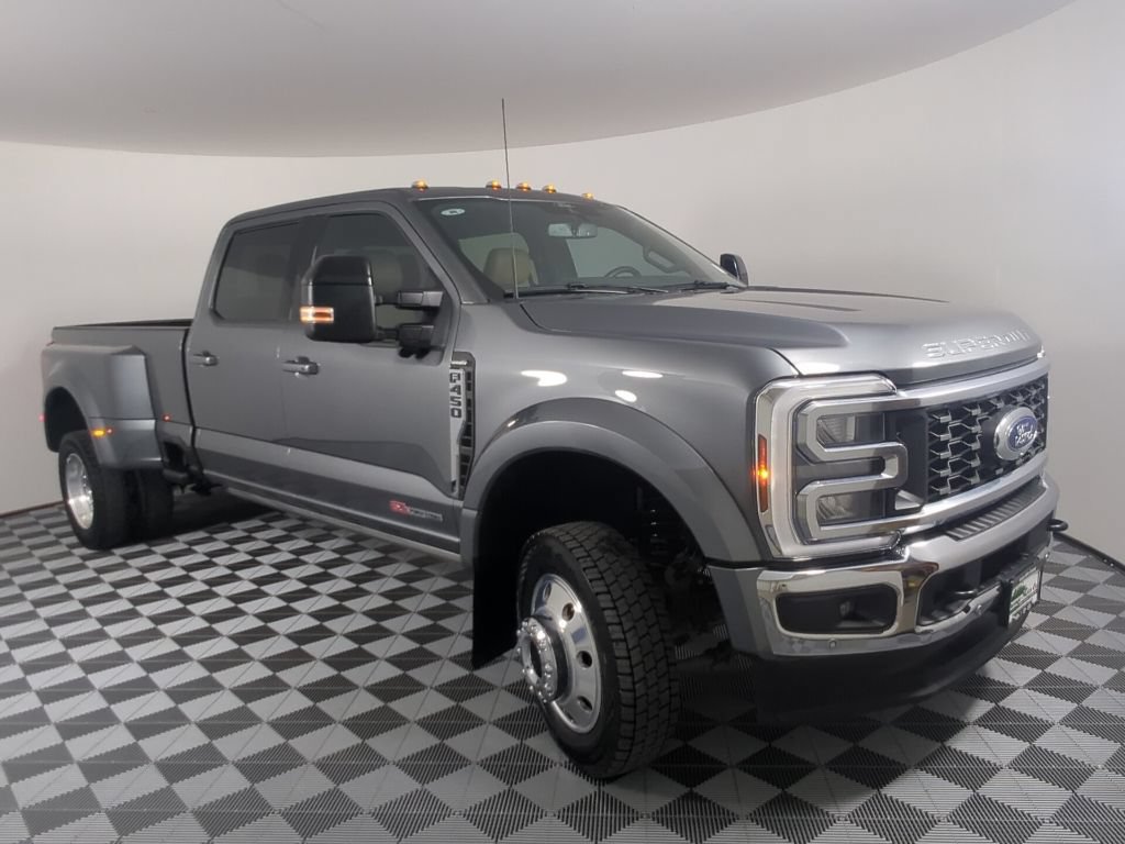 Certified 2025 Ford F450 Lariat w/ Lariat Ultimate Package AWD/4WD image 12