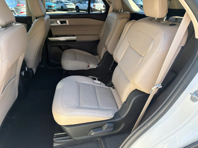 Certified 2021 Ford Explorer Limited w/ Equipment Group 301A AWD/4WD image 23